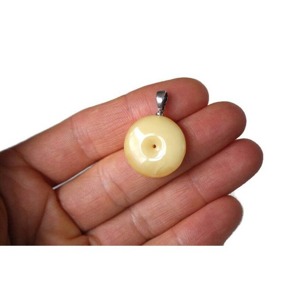 100% Real BALTIC Amber Pendant, Natural Amber Donut Pendant, Royal Butter Amber - Picture 2 of 7